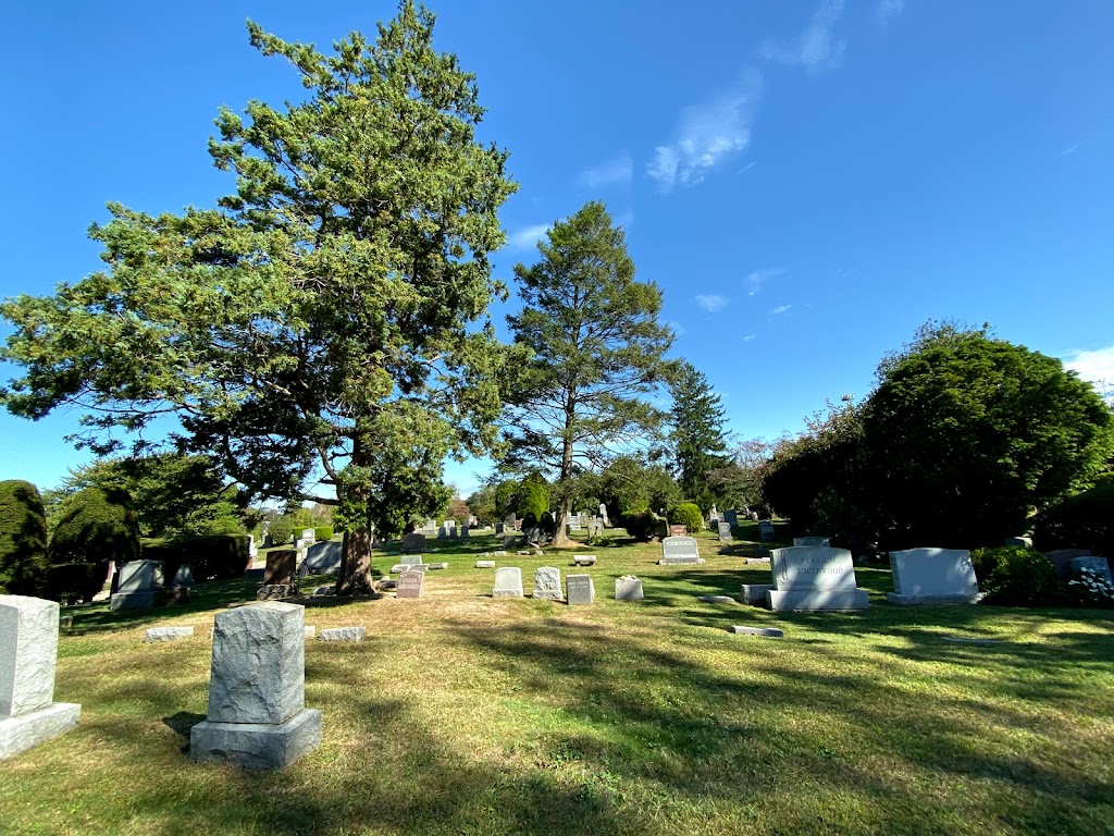 Nassau Knolls Cemetery | 500 Port Washington Blvd, Port Washington, NY 11050, USA | Phone: (516) 944-8530