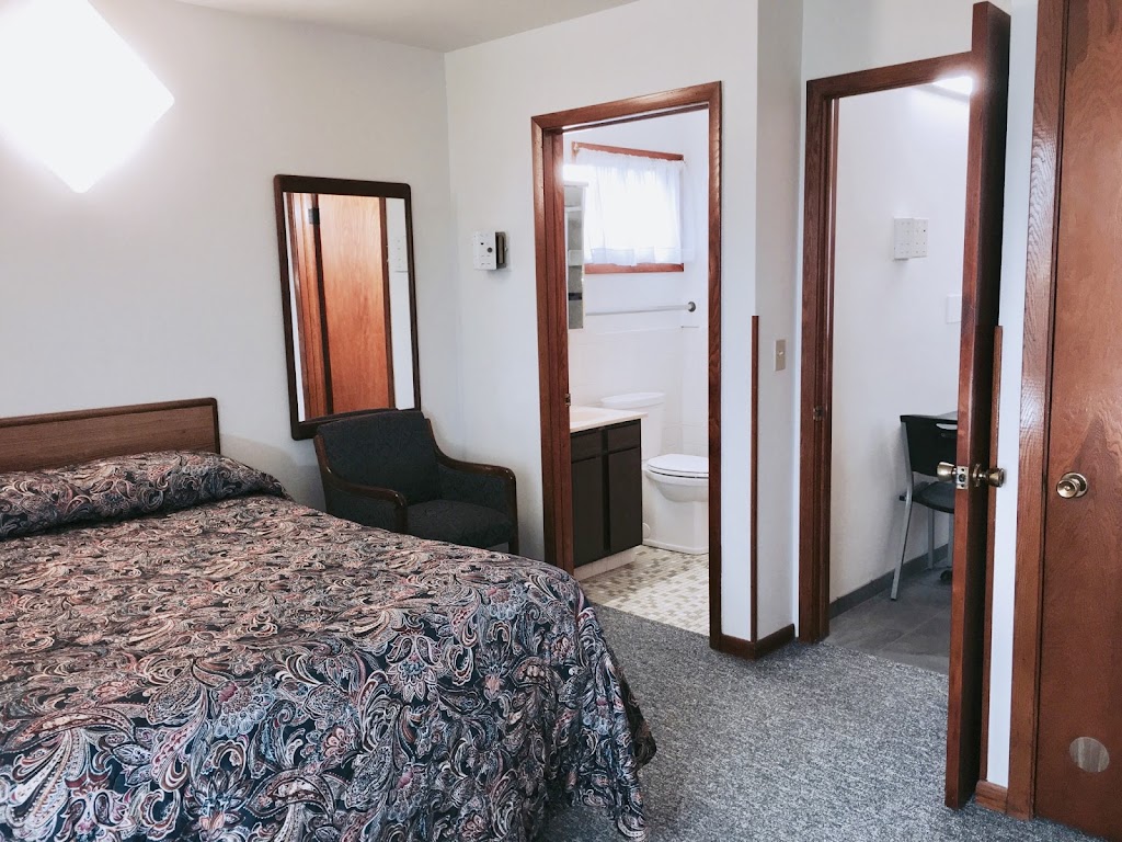 51 Kitchenette Motel | 5211 N, US-51, Janesville, WI 53545, USA | Phone: (608) 756-0219