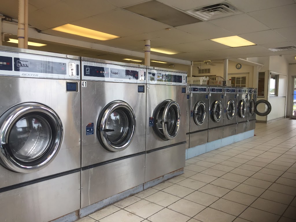 Select Coin Laundry | 105 21st Ave W #8333, Bradenton, FL 34205, USA | Phone: (941) 745-9048