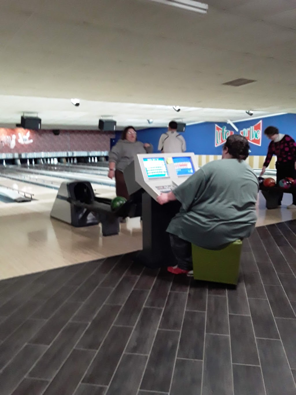 Charleroi Lanes | 1301 Prospect Ave, Charleroi, PA 15022, USA | Phone: (724) 489-0223