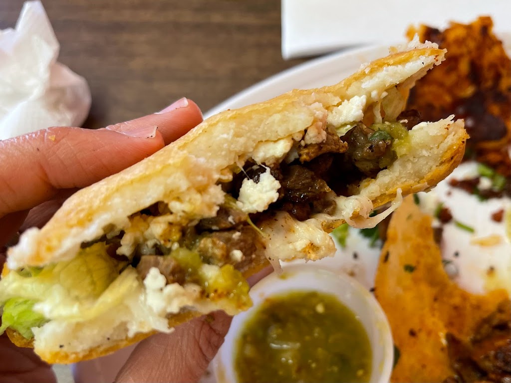 Taquería y Pupuseria TiTa | 125 Broad St, Oxford, NC 27565 | Phone: (919) 725-9182