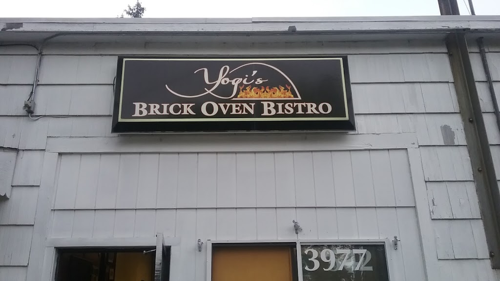 Yogis Brick Oven Bistro | 15 Main St, Akron, NY 14001, USA | Phone: (716) 542-3977