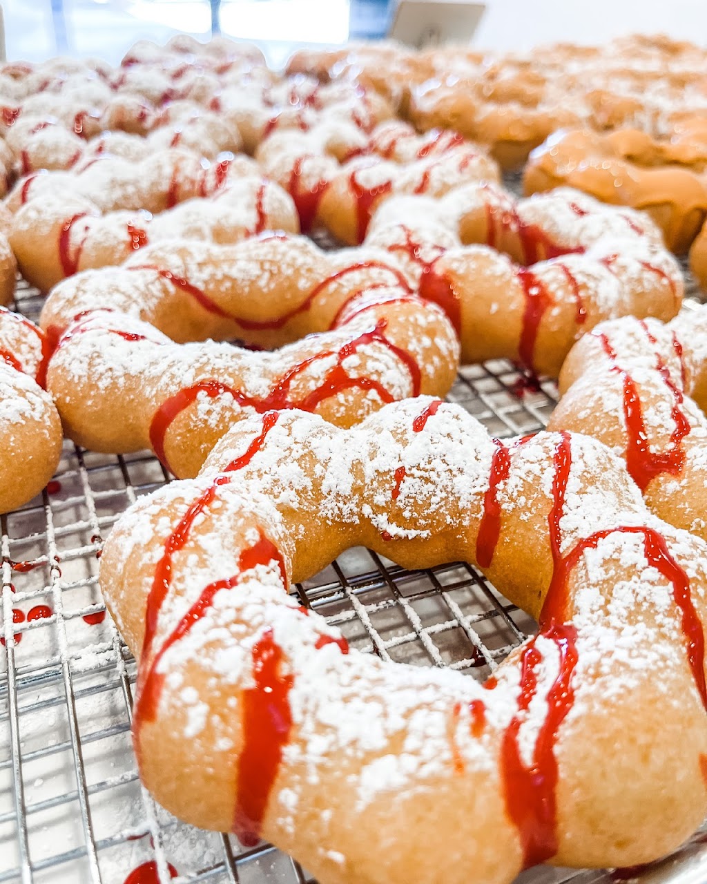 Mochinut - Eagle Rock | 3756 W Ave 40 #2A, Los Angeles, CA 90065, USA | Phone: (323) 739-6600
