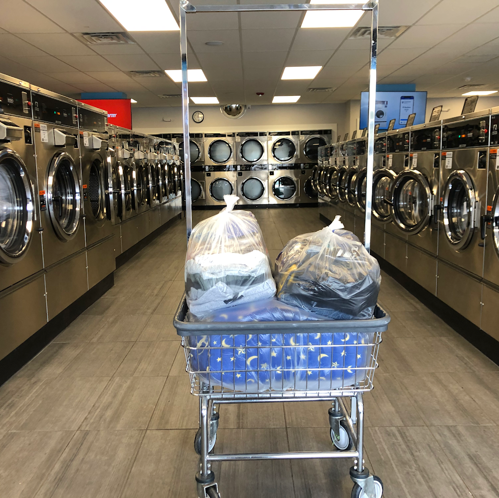 Suds Out Laundromat | 1555 S Kipling Pkwy F, Lakewood, CO 80232, USA | Phone: (303) 986-1672