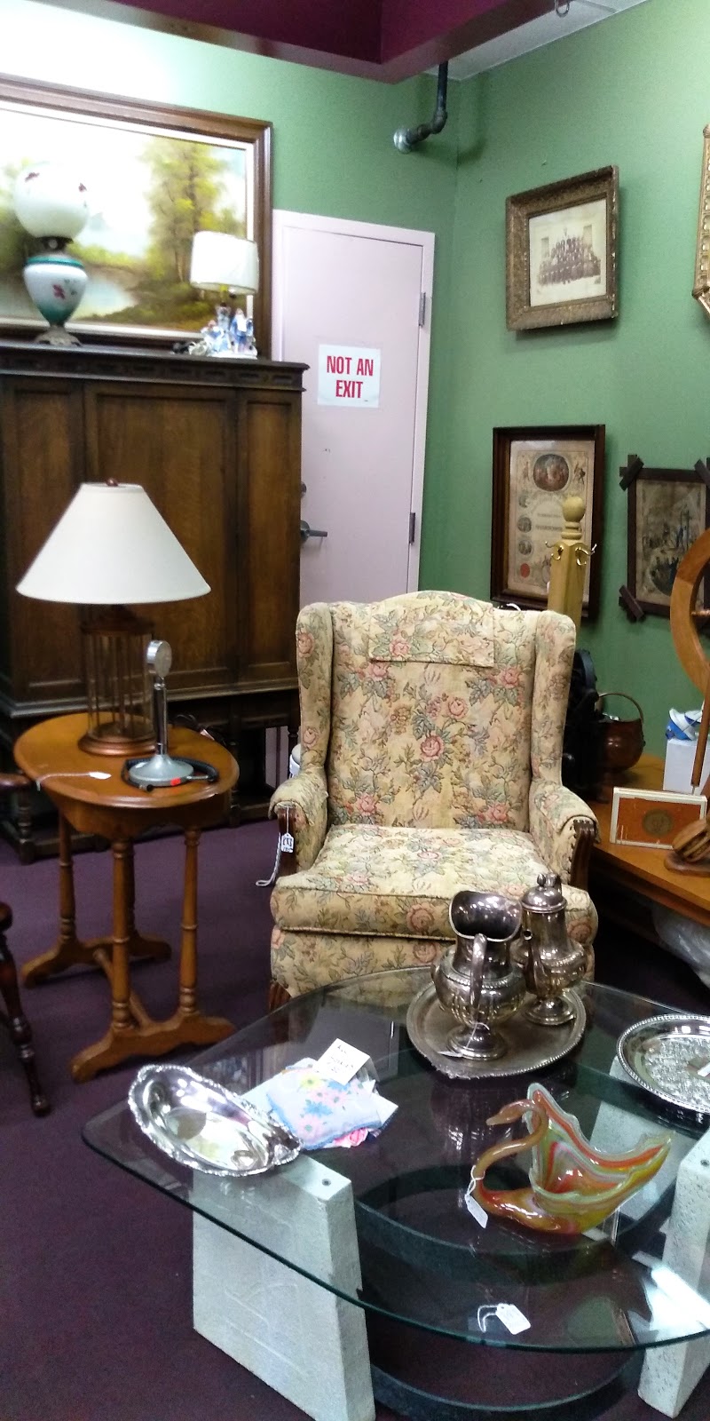 JJS ANTIQUES & AUCTION GALLERY, LLC | 6404 E State Blvd, Fort Wayne, IN 46815, USA | Phone: (260) 748-0944