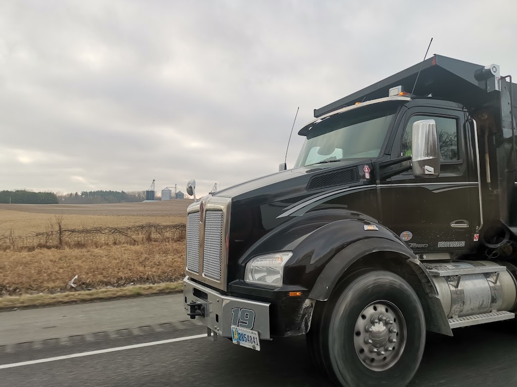 Journey Trucking | 4077 Kraft Pkwy, Fort Wayne, IN 46808, USA | Phone: (260) 755-5825