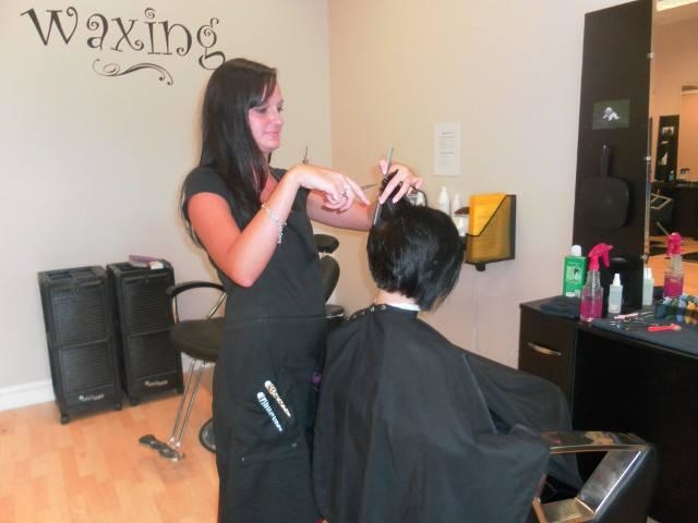 Family Cuts & More | 1075 Freedom Rd Ste 103, Cranberry Twp, PA 16066, USA | Phone: (724) 553-5984