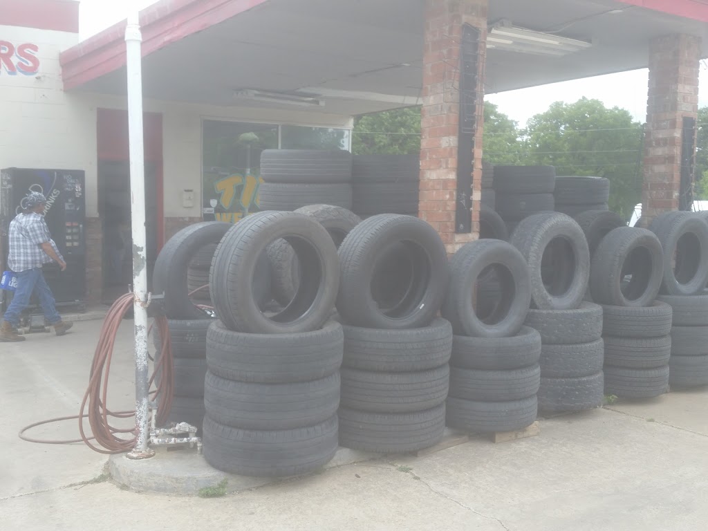 Tire Plus | 325 W Kennedale Pkwy, Kennedale, TX 76060, USA | Phone: (817) 561-1841