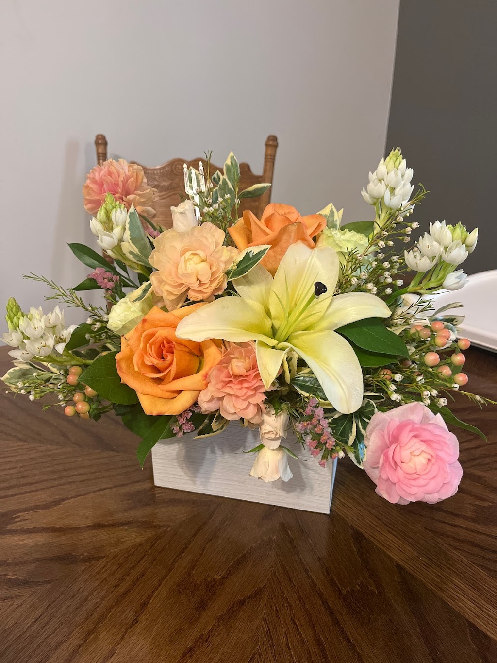 Flowers By Louise Inc | 2851 E Palmer-Wasilla Hwy Unit 1, Wasilla, AK 99654, USA | Phone: (907) 376-4939