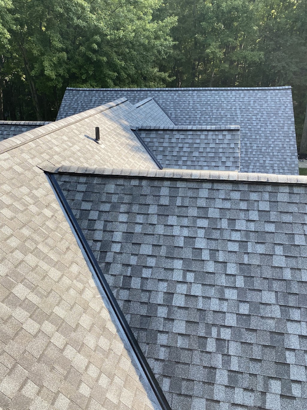 Dynamic Roofing Solutions | 2182 Lost Nation Rd, Willoughby, OH 44094, USA | Phone: (833) 216-7663