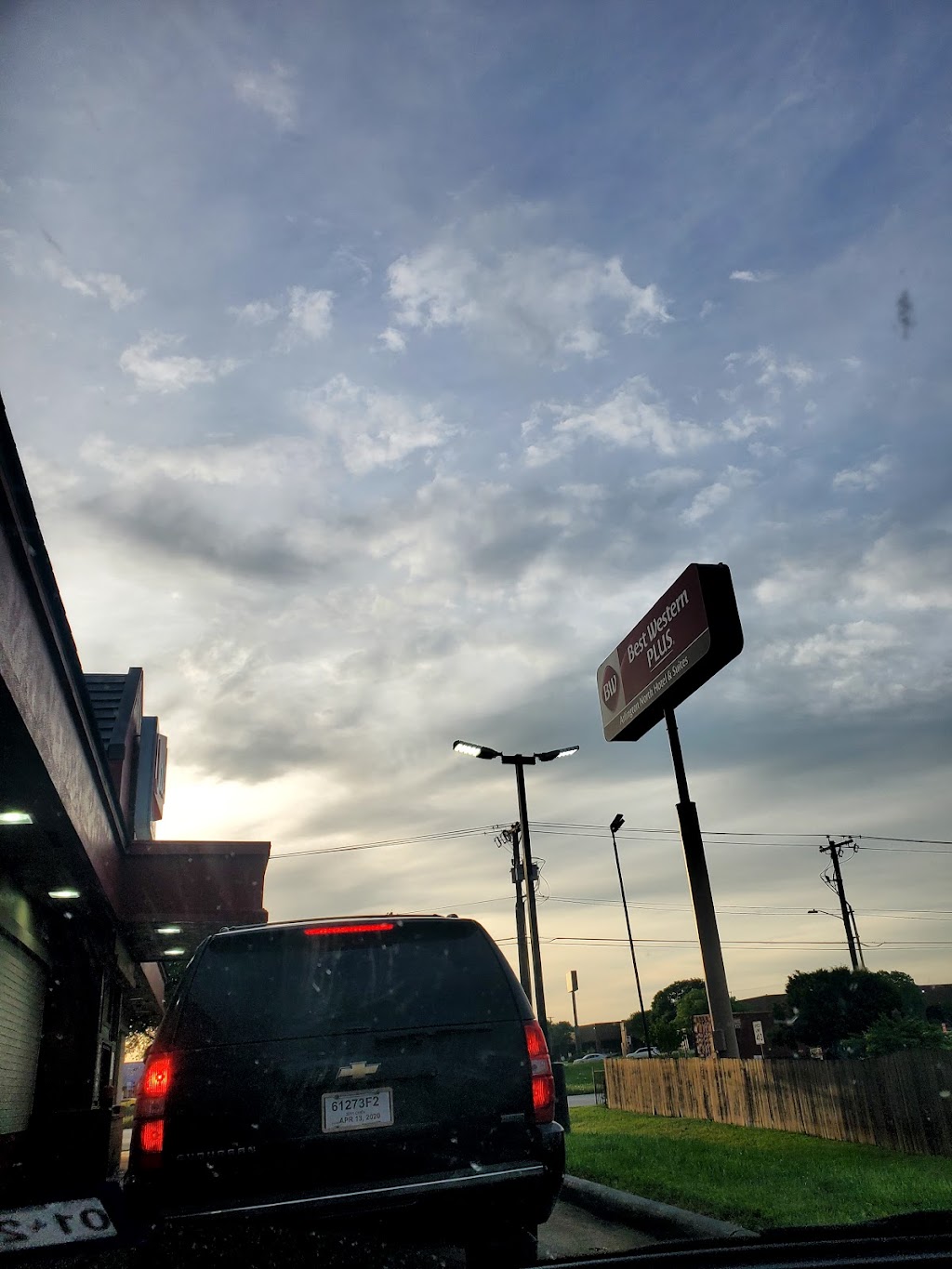 Jack in the Box | 2085 N Hwy 360, Grand Prairie, TX 75050, USA | Phone: (817) 640-1251