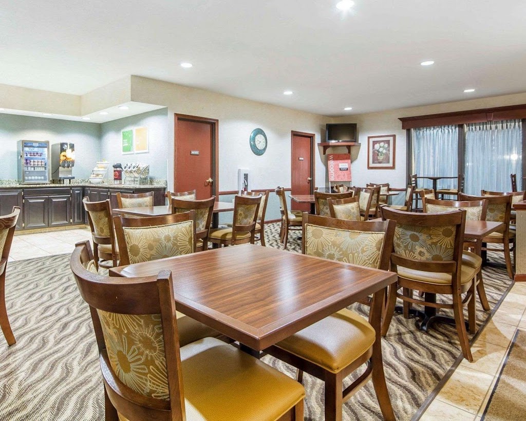 Comfort Suites | 6440 US 10 West, Ramsey, MN 55303, USA | Phone: (763) 323-4800