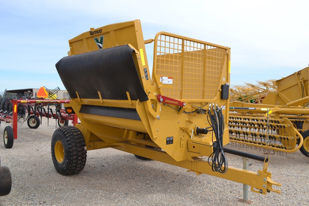 Becks Farm Equipment | 3650 OK-33, Guthrie, OK 73044, USA | Phone: (405) 282-1196