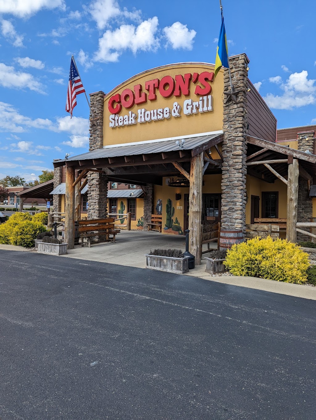 Coltons Steak House & Grill | 1001 Granite Dr, Bardstown, KY 40004, USA | Phone: (502) 349-2010