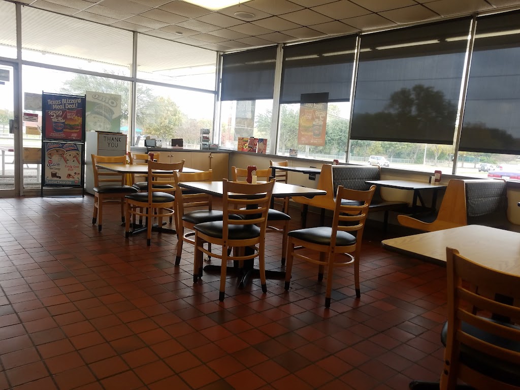 Dairy Queen | 1014 E Broad St, Mansfield, TX 76063, USA | Phone: (817) 473-4941