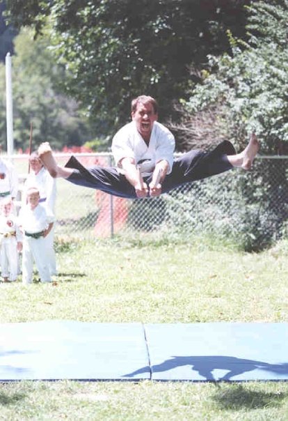 Universal Karate Academy | 212 W Plane St, Bethel, OH 45106, USA | Phone: (513) 919-2895