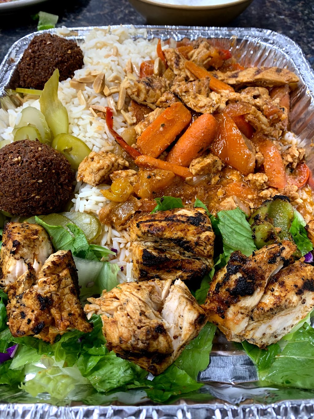 Boffs Middle Eastern Cuisine | 11015 E 10 Mile Rd, Warren, MI 48089, USA | Phone: (586) 576-7933