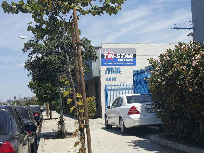 Jacks Tri-Star Motors | 5832 San Fernando Rd, Glendale, CA 91202, USA | Phone: (818) 243-7766