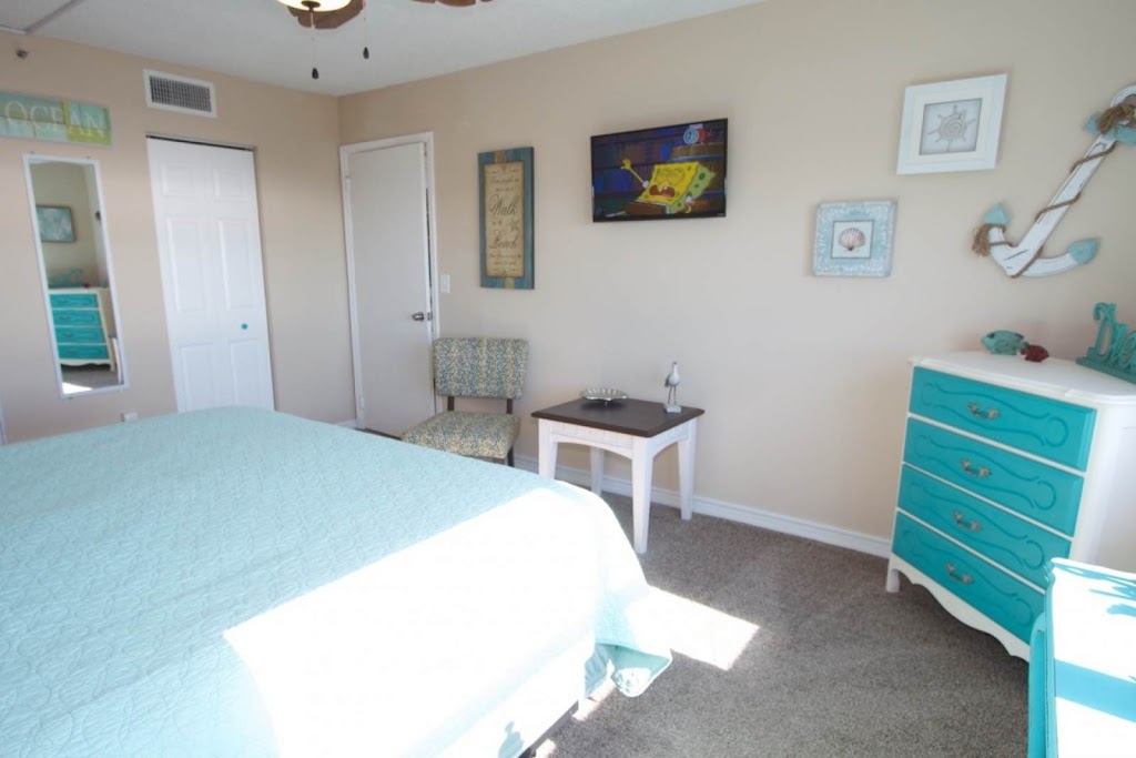 Madeira Beach Condo | 14001 Gulf Blvd, Madeira Beach, FL 33708, USA | Phone: (888) 944-8747