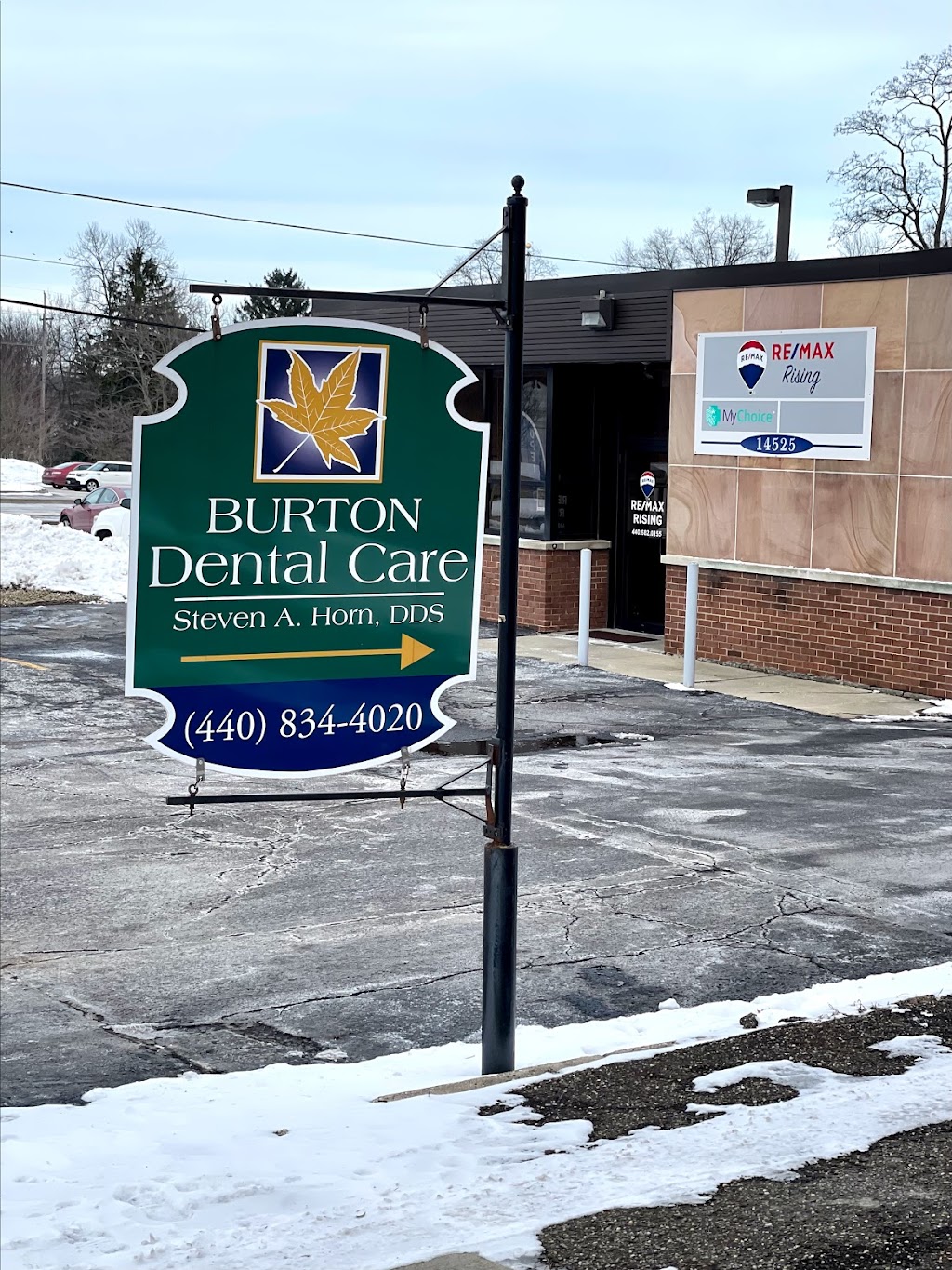 Burton Dental Care, Dr. Steven A. Horn | 14527 N Cheshire St, Burton, OH 44021, USA | Phone: (440) 834-4020