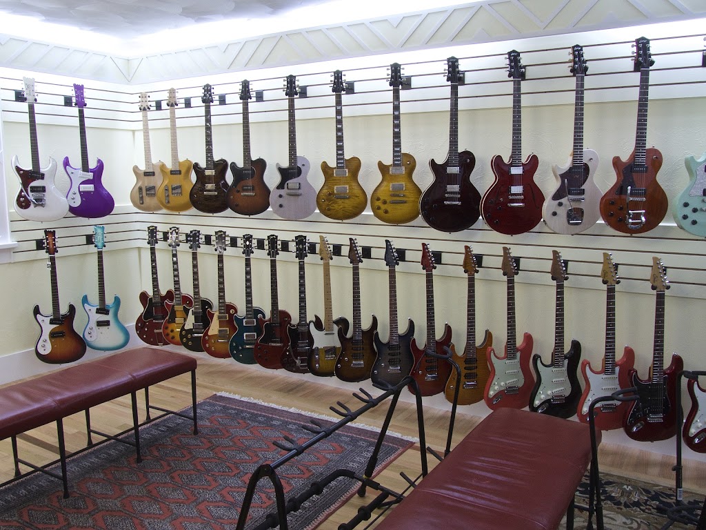 Jerrys Lefty Guitars | 2401 Bern Creek Loop, Sarasota, FL 34240, USA | Phone: (941) 504-2634