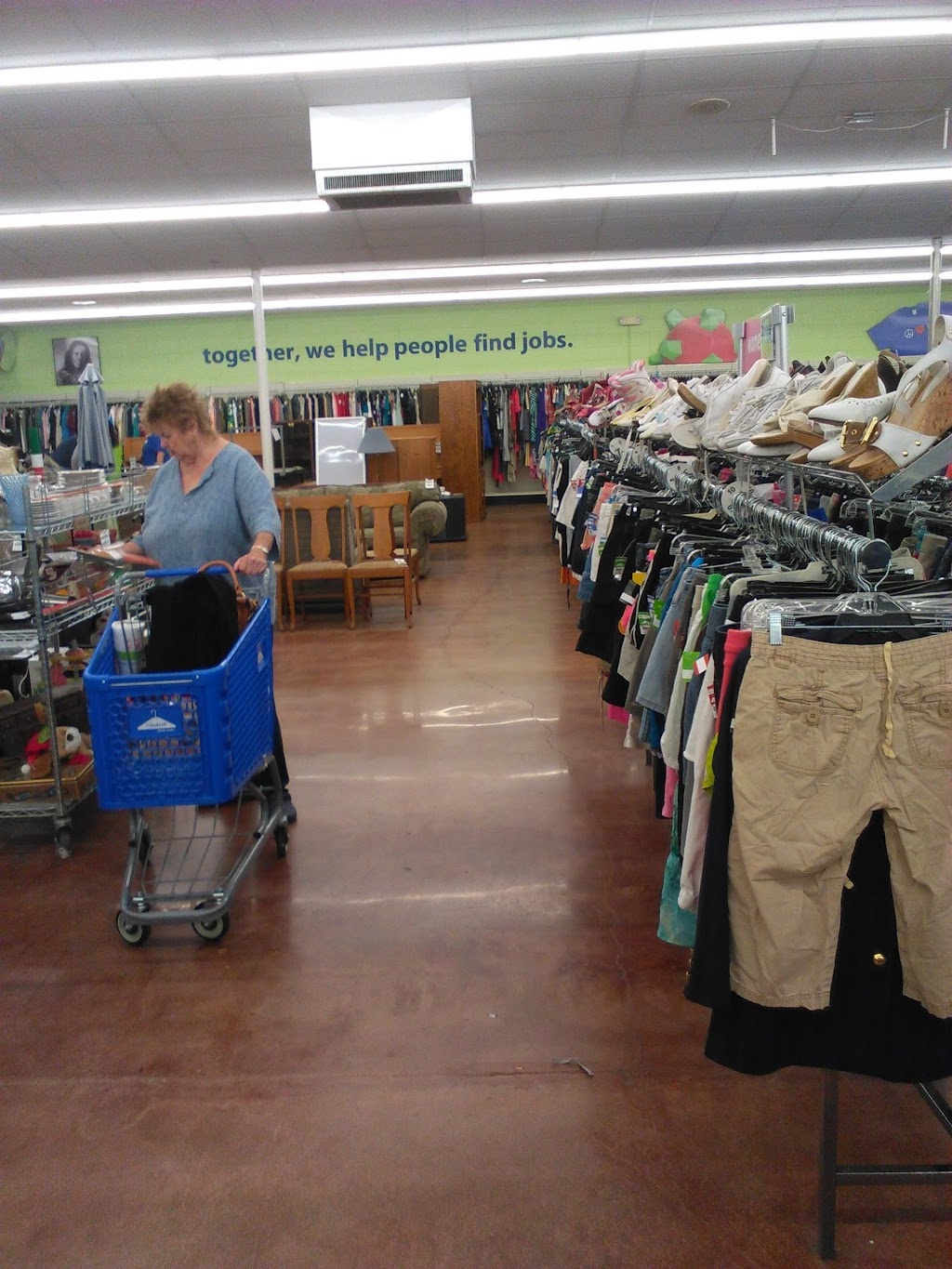 Goodwill Store | 8011 S Meridian St, Indianapolis, IN 46227, USA | Phone: (317) 524-3663