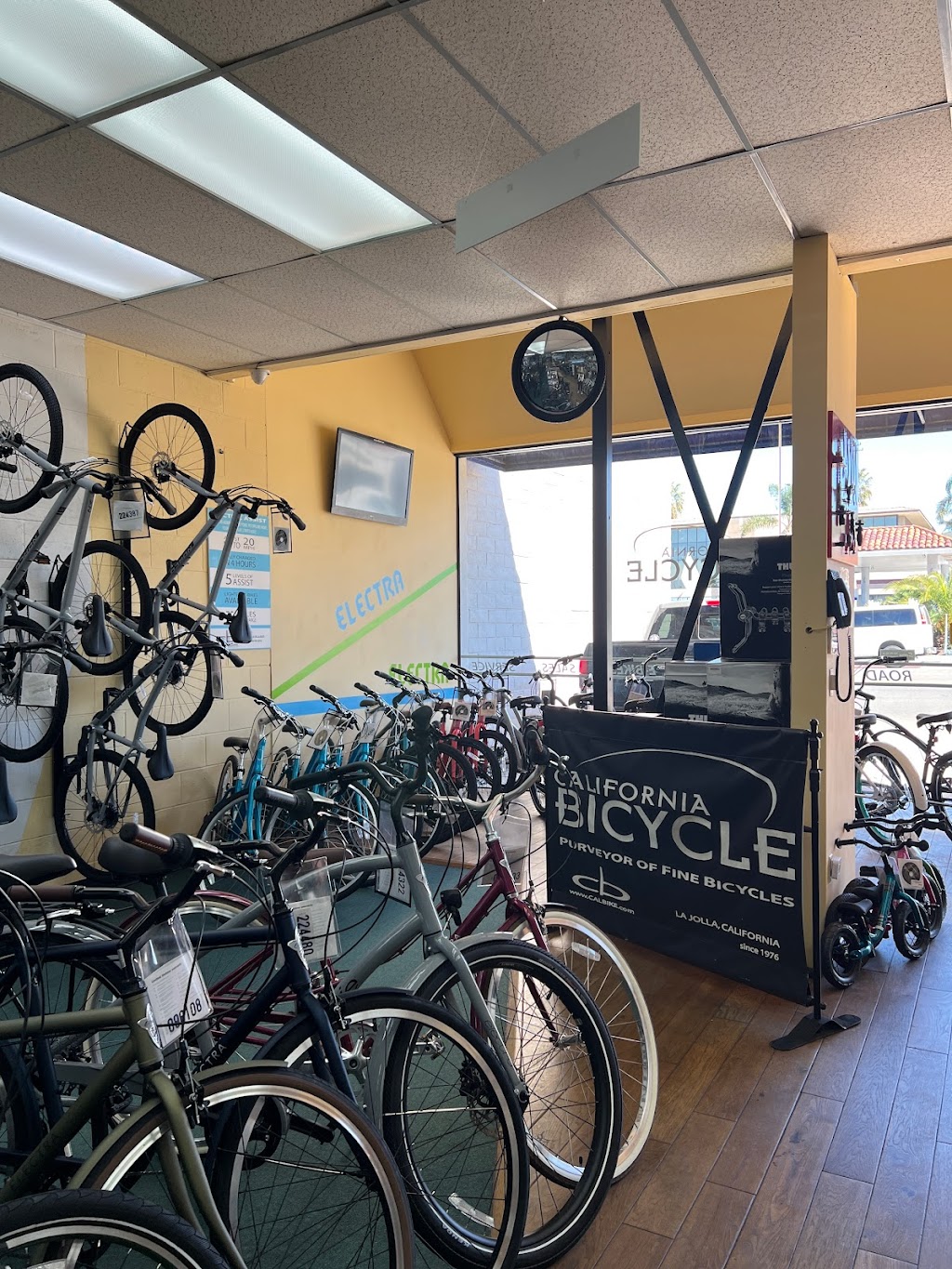 California Bicycle Inc | 7462 La Jolla Blvd, La Jolla, CA 92037, USA | Phone: (858) 454-0316