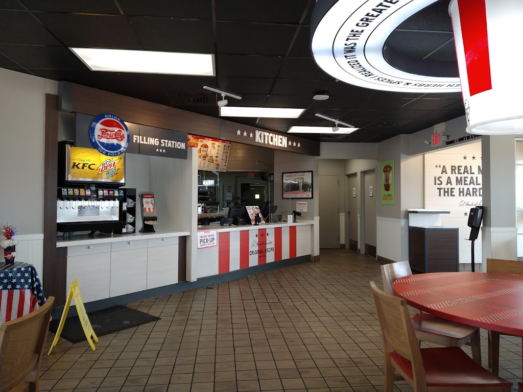 KFC | 434 W Bethalto Dr, Bethalto, IL 62010, USA | Phone: (618) 377-2025