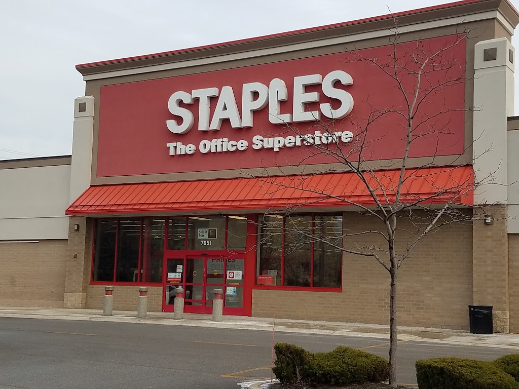 Staples | 7951 Calumet Ave, Munster, IN 46321, USA | Phone: (219) 513-0769