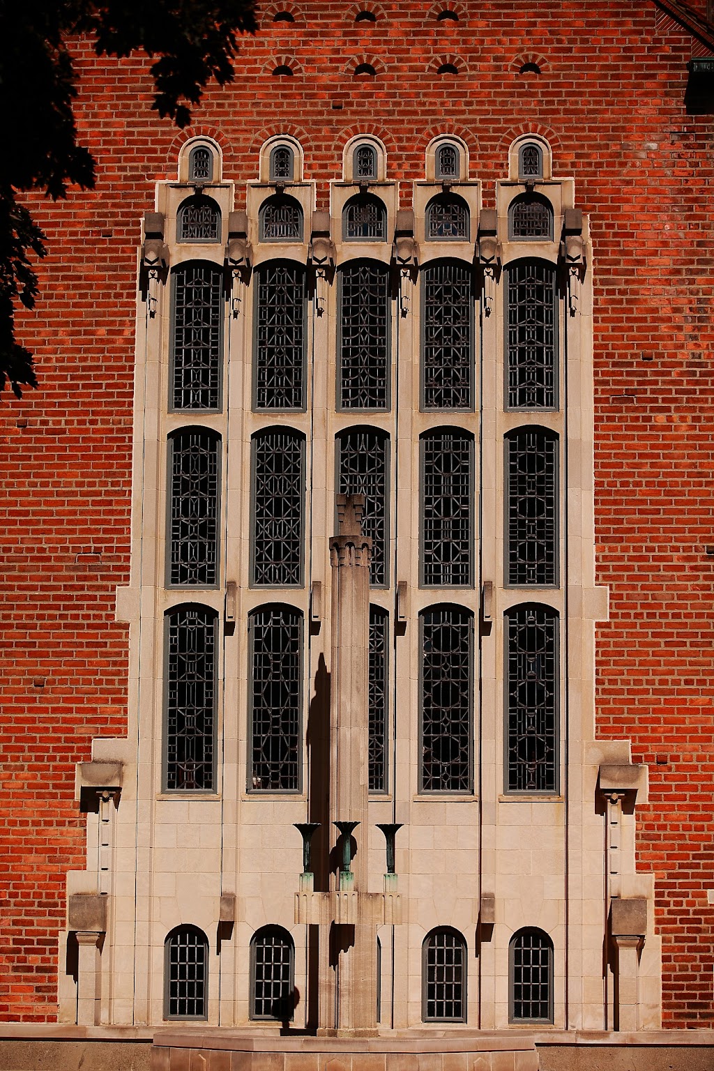 Cranbrook Williams Natatorium | 39221 Woodward Ave, Bloomfield Hills, MI 48304, USA | Phone: (248) 645-3000