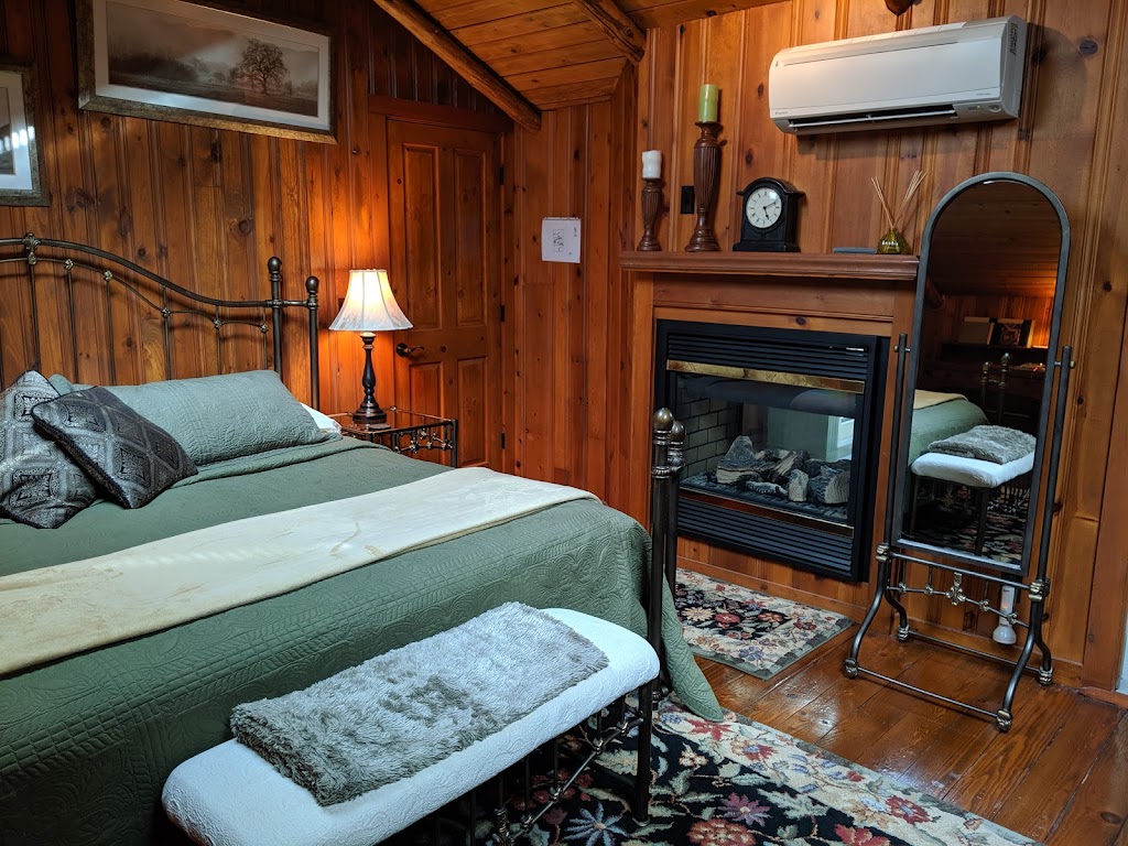 Chalet of Canandaigua Bed & Breakfast | 3770 State Rte 21, Canandaigua, NY 14424, USA | Phone: (585) 394-9080