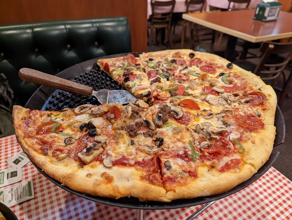 Uncle Joes Pizzeria | 3401 E Tudor Rd, Anchorage, AK 99507, USA | Phone: (907) 337-4652