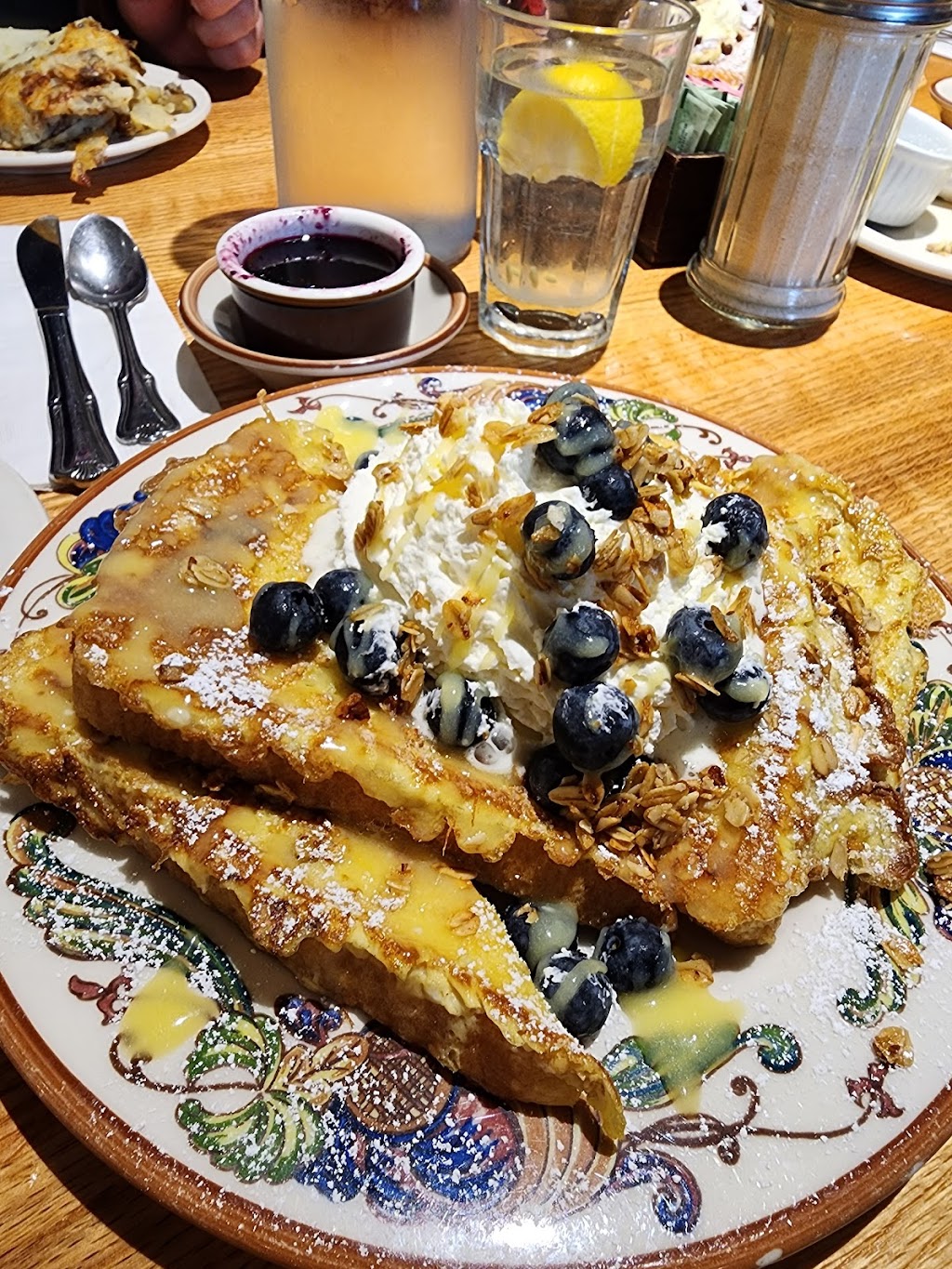 The Oak Table Cafe | 3290 NW Mt Vintage Way, Silverdale, WA 98383, USA | Phone: (360) 204-5198