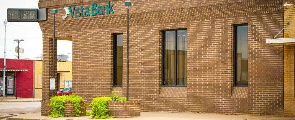 Vista Bank | 701 Main St, Hale Center, TX 79041, USA | Phone: (806) 839-1000