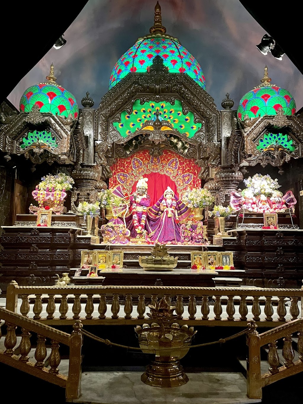 Radha Kalachandji Temple | 5430 Gurley Ave, Dallas, TX 75223, USA | Phone: (214) 827-6333