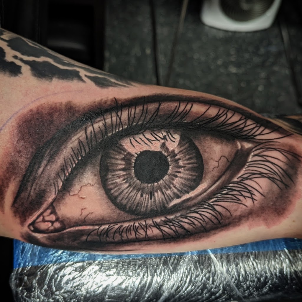 Inception Studios - Modern Professional Tattooing | 1977 Whitaker St, White Bear Lake, MN 55110, USA | Phone: (651) 383-3292