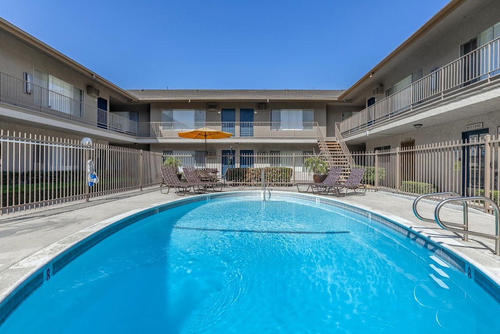 Buena La Vista Apartment Homes | 7035 Santa Irene Cir, Buena Park, CA 90620, USA | Phone: (714) 242-8966