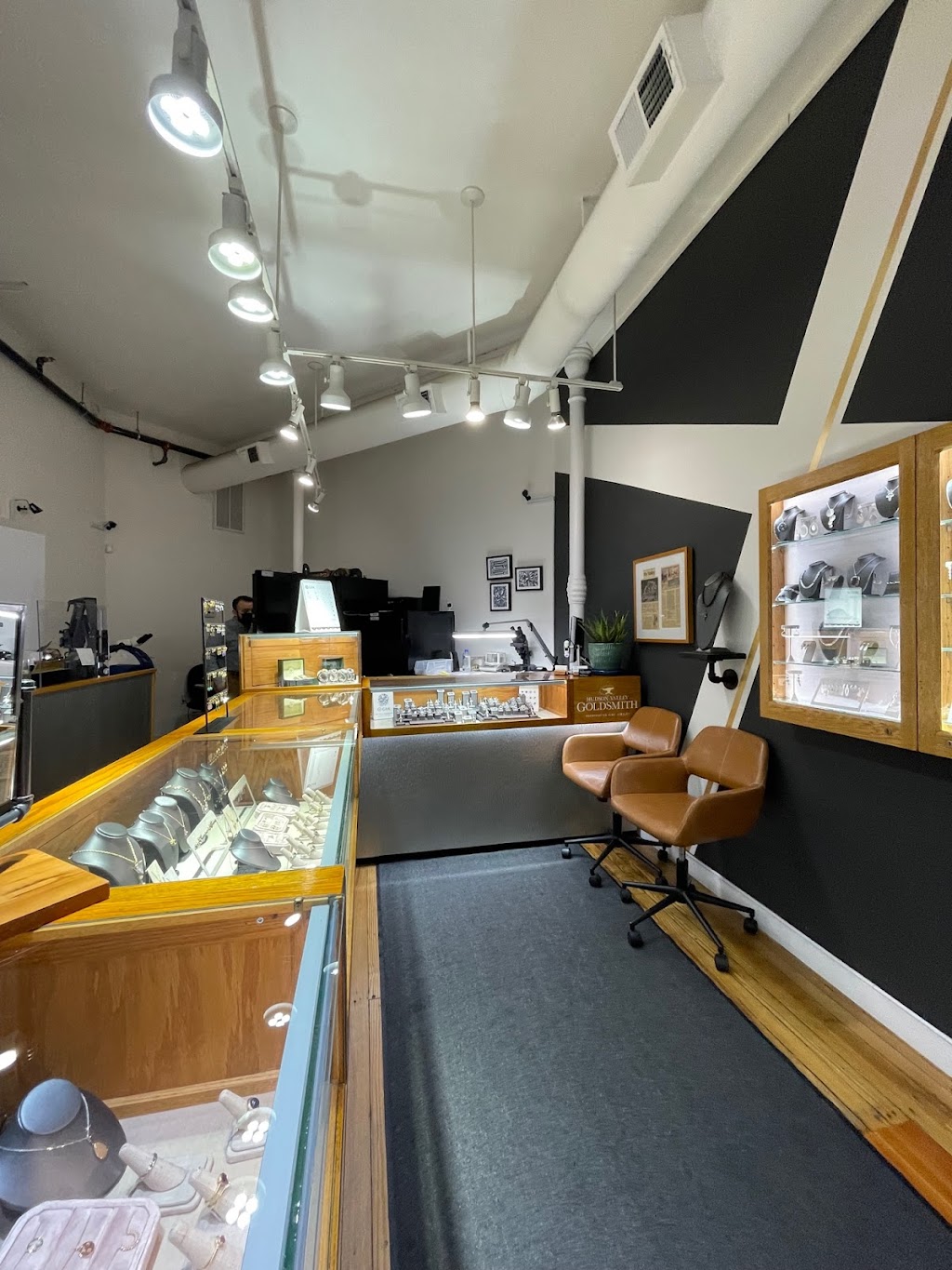 Hudson Valley Goldsmith | 71 Main St, New Paltz, NY 12561, USA | Phone: (845) 255-5872