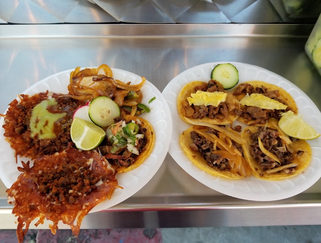 Tacos El Tío # 4 truck | 510 Brittania St, Los Angeles, CA 90033, USA | Phone: (562) 414-9246