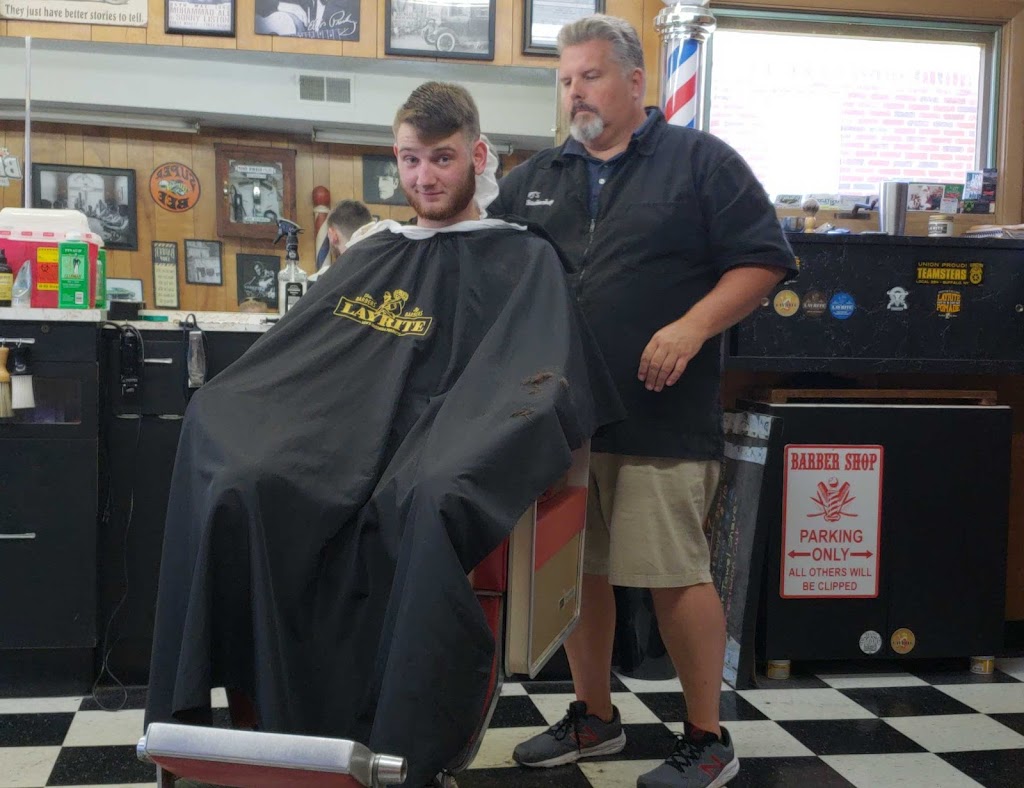 Pjs Barber Shop | 3900 Southwestern Blvd, Orchard Park, NY 14127, USA | Phone: (716) 289-7993