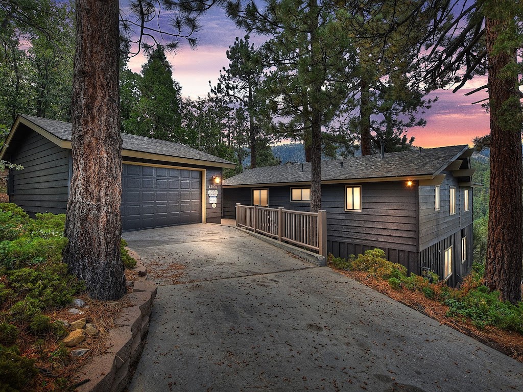 Whistling Woods Stargazer Cabin | 43939 Yosemite Dr, Big Bear Lake, CA 92315, USA | Phone: (909) 966-5667
