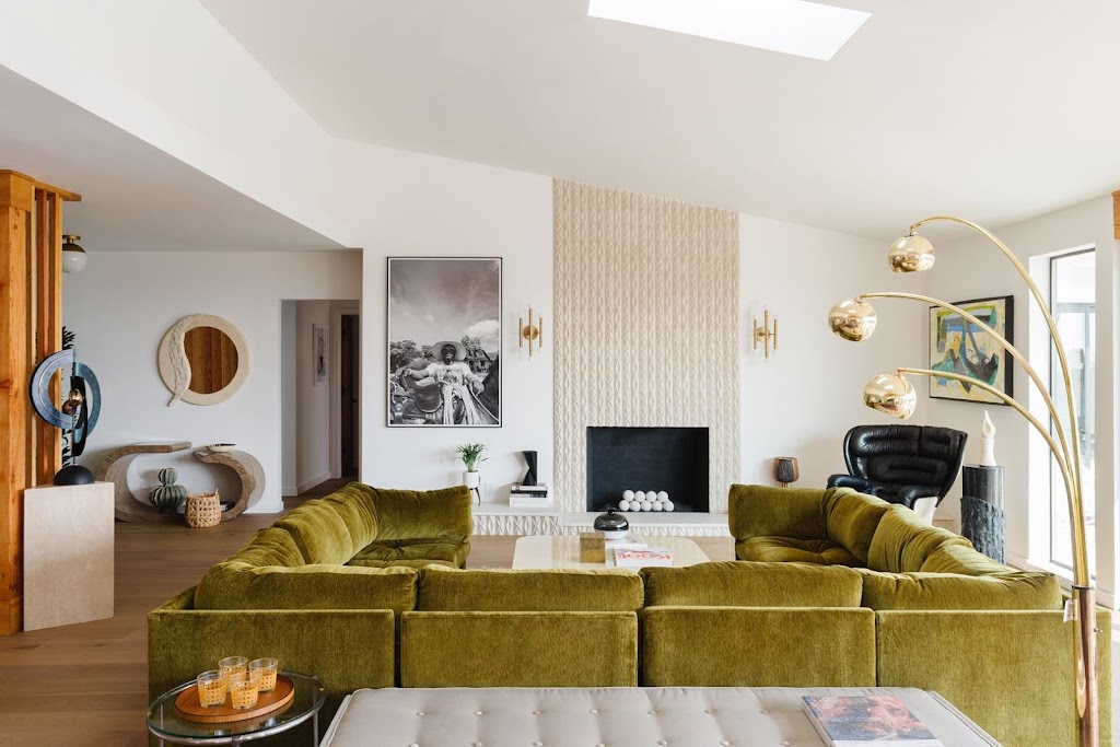 Dunn-Edwards Paints | 5480 S Valley View Blvd Suite 150, Las Vegas, NV 89118, USA | Phone: (702) 873-1649