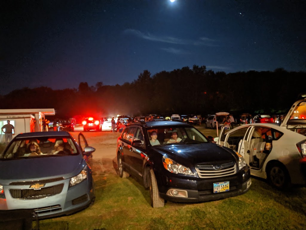 Mayfield Road Drive-In Theatre | 12100 State Rte 322, Chardon, OH 44024, USA | Phone: (440) 286-7173