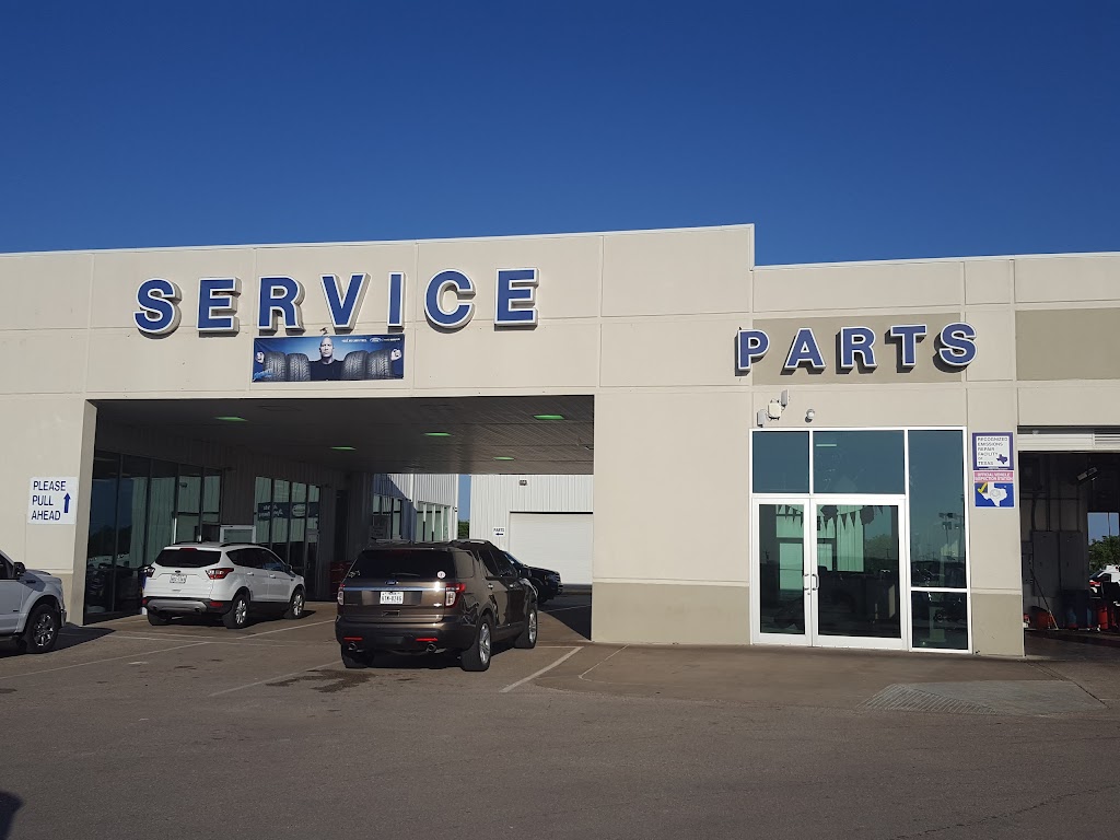 Riata Ford | 10507 US-290, Manor, TX 78653 | Phone: (512) 281-3673