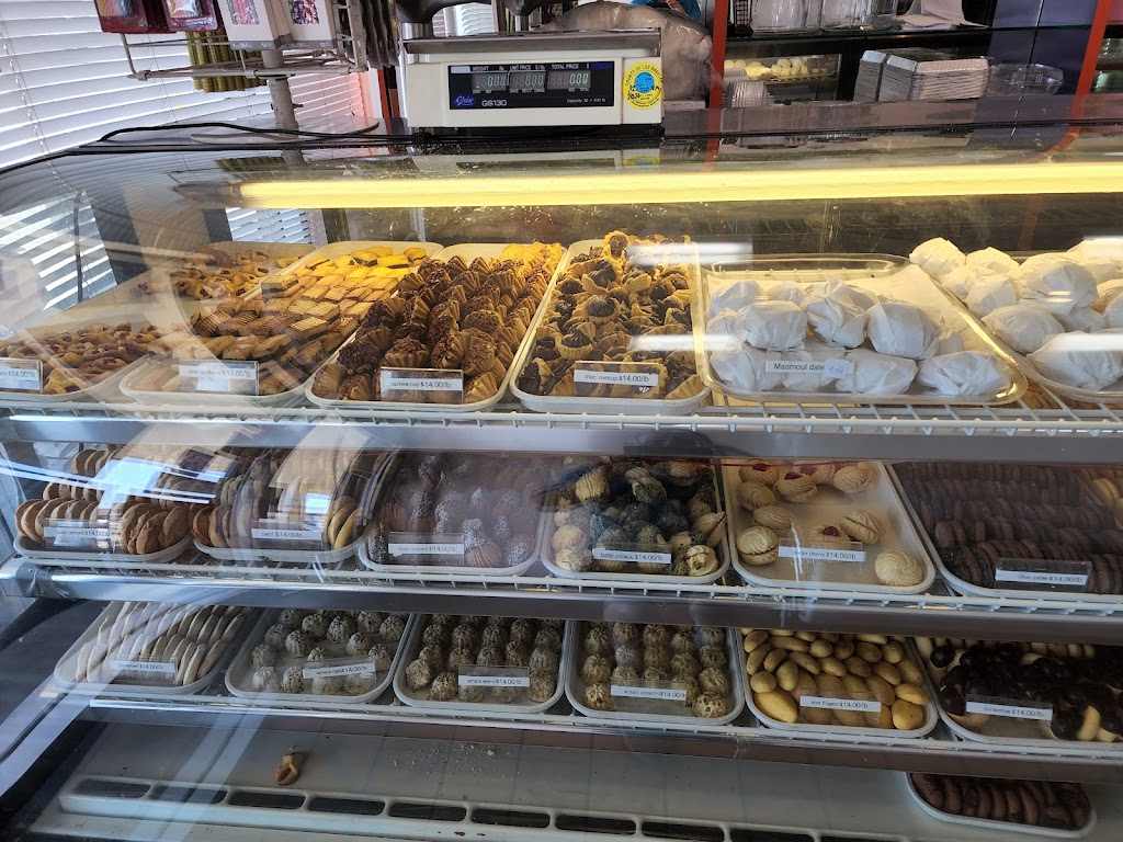 Vrej Pastry | 11148 Balboa Blvd, Granada Hills, CA 91344, USA | Phone: (818) 366-2526