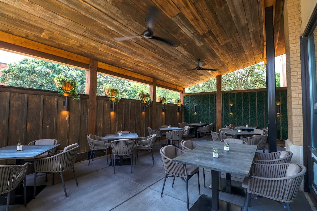 The Tavern Kitchen & Bar | 2961 Dougherty Ferry Rd Suite 101, St. Louis, MO 63122, USA | Phone: (636) 825-0600