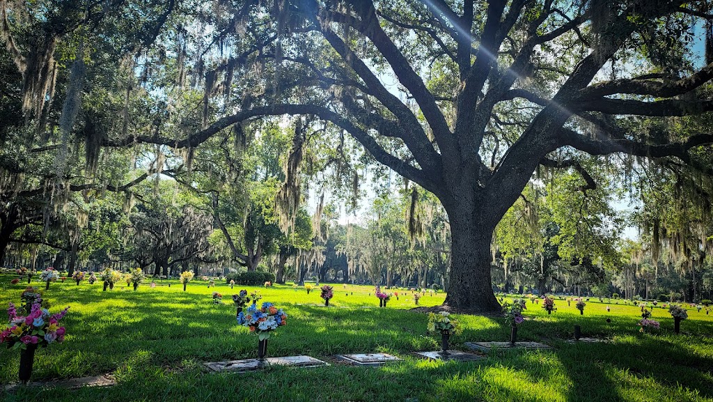 Evergreen Cemetery, Funeral Home and Crematory | 4535 N Main St, Jacksonville, FL 32206, USA | Phone: (904) 353-3649