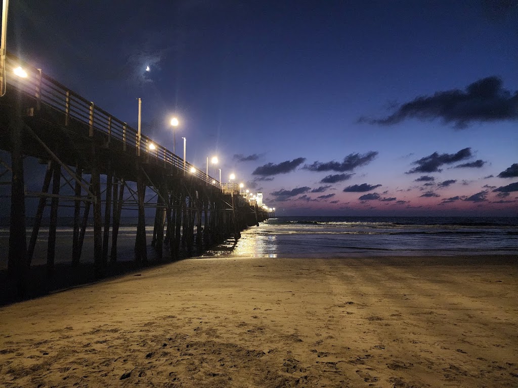 Pier Plaza Amphitheater | Pier Plaza Amphitheatre, Rotary Park, 200 The Strand N, Oceanside, CA 92054, USA | Phone: (760) 435-5540