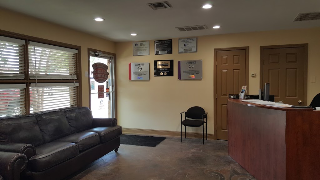 Ray Brandt Collision Center | 1020 Edenborn Ave, Metairie, LA 70001, USA | Phone: (504) 837-6121