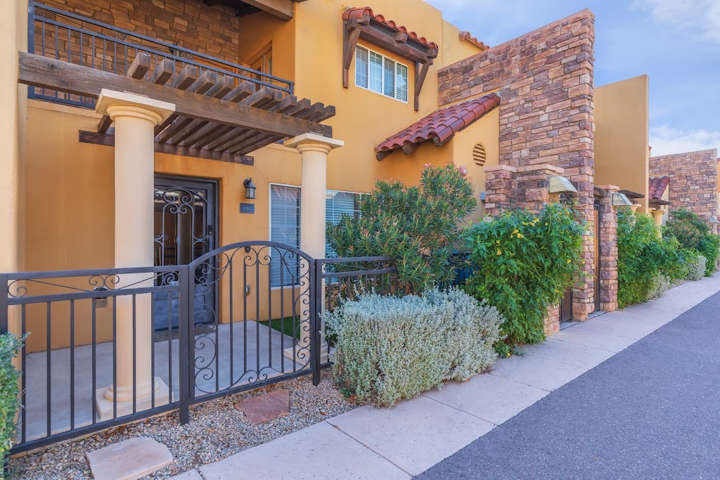 Valencia Townhomes | 550 W Maryland Ave, Phoenix, AZ 85013, USA | Phone: (602) 441-4765